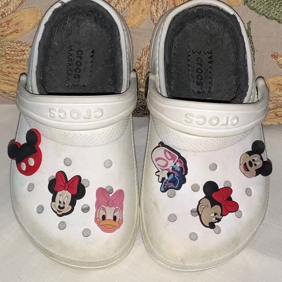 Crocs Lined Clog Disney Mickey Mouse Jibbitz White Faux Fur Kids Size‎ 11 - Picture 1 of 7